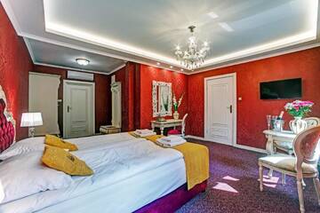 Фото номера Апартаменты-студио Апарт-отели ROYAL PALACE Centrum Bankietowe г. Санок 5